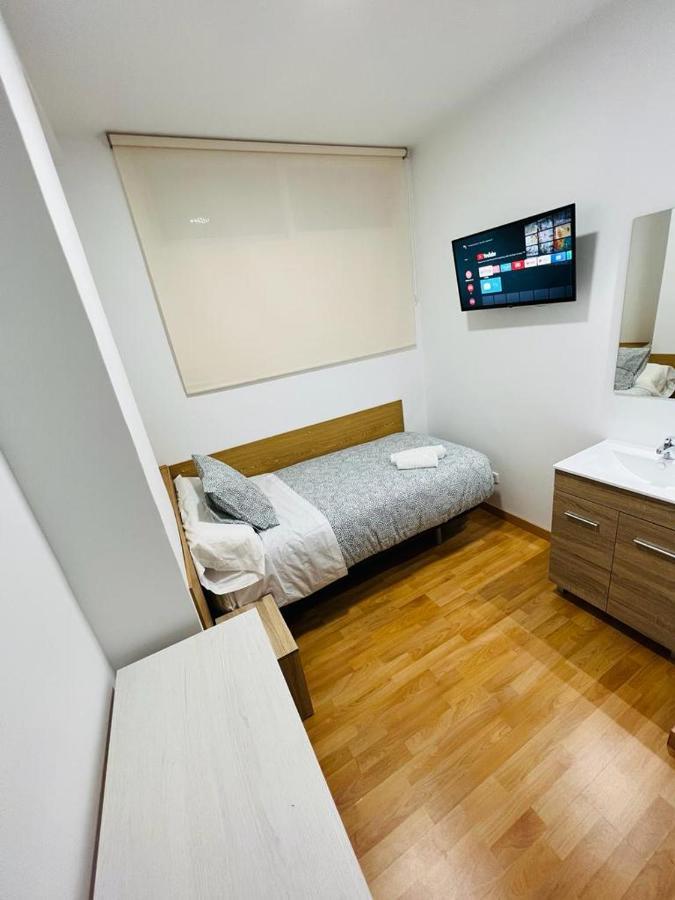 Hospedaje Colonia Vallecas Madrid Eksteriør billede