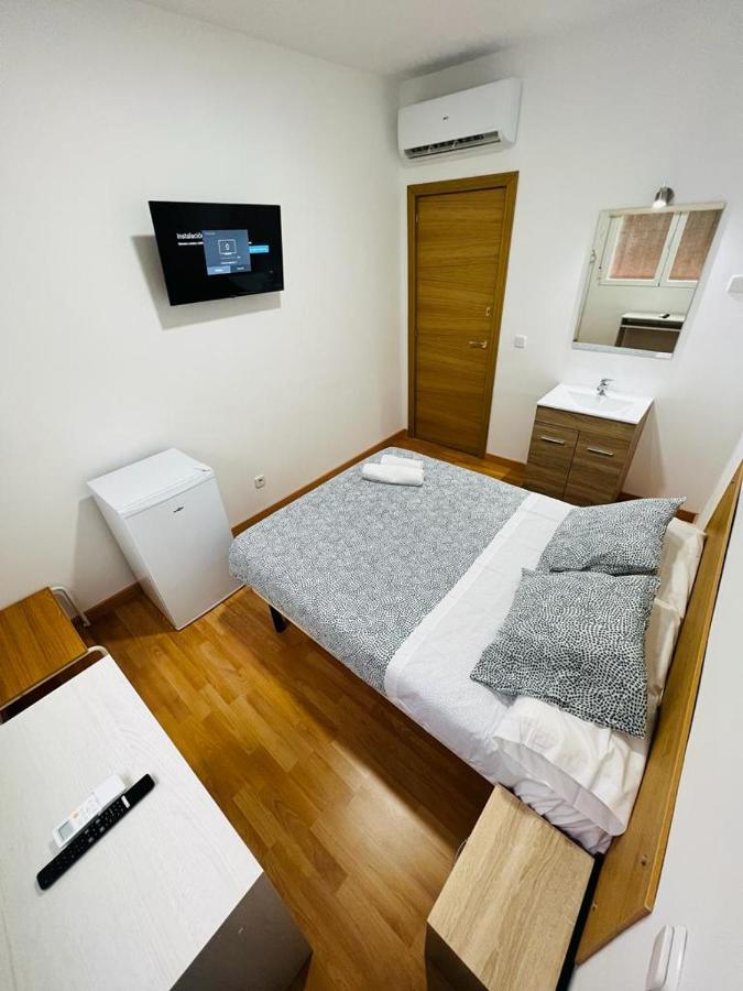 Hospedaje Colonia Vallecas Madrid Eksteriør billede